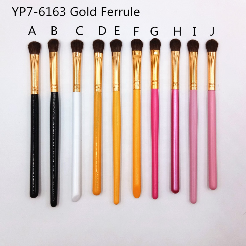 Hair Wood Handle Eye Makeup Professional Tool Eye Shadow Brush