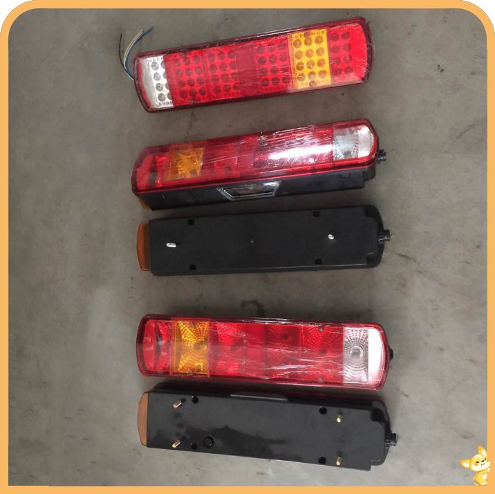 HOWO Sinotruk Truck Spare Parts, Tail Light Left, WG9719810001