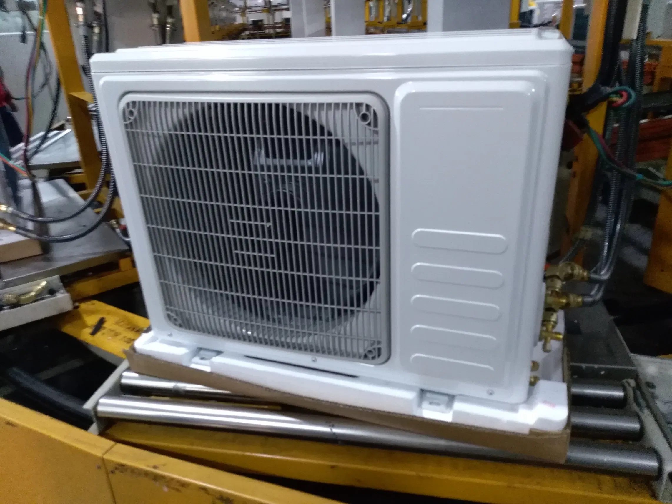 Инверторный кондиционер 18000 BTU с обогревом