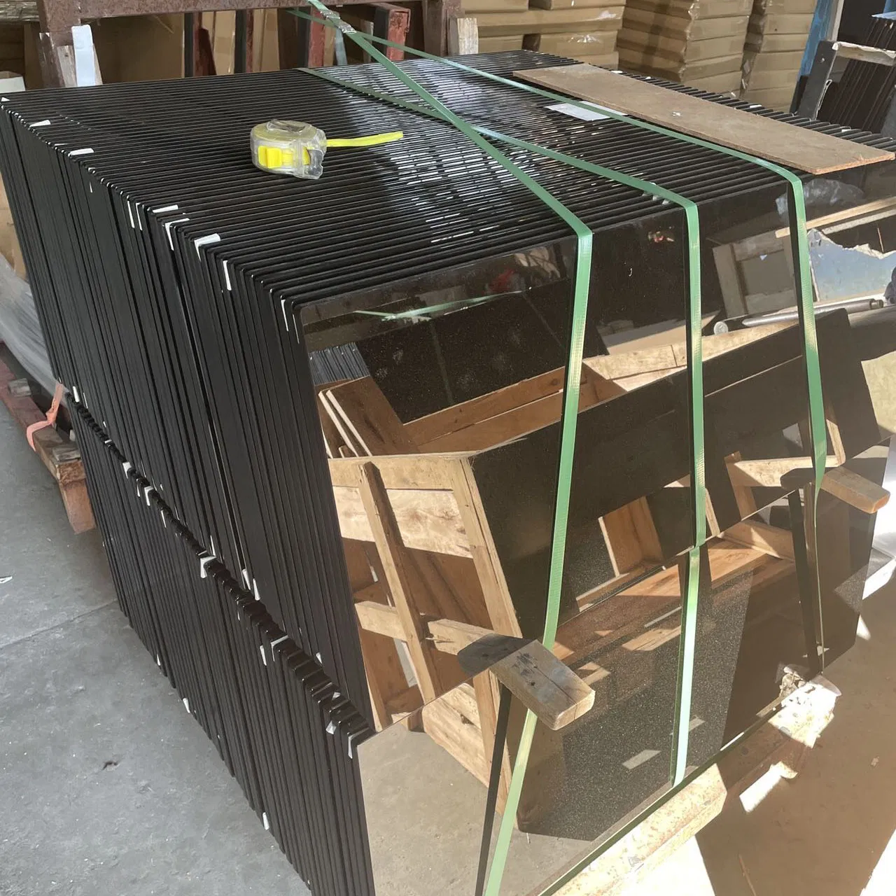 Computer Enclosure 3mm Black Tint Tempered Glass Plates Cover