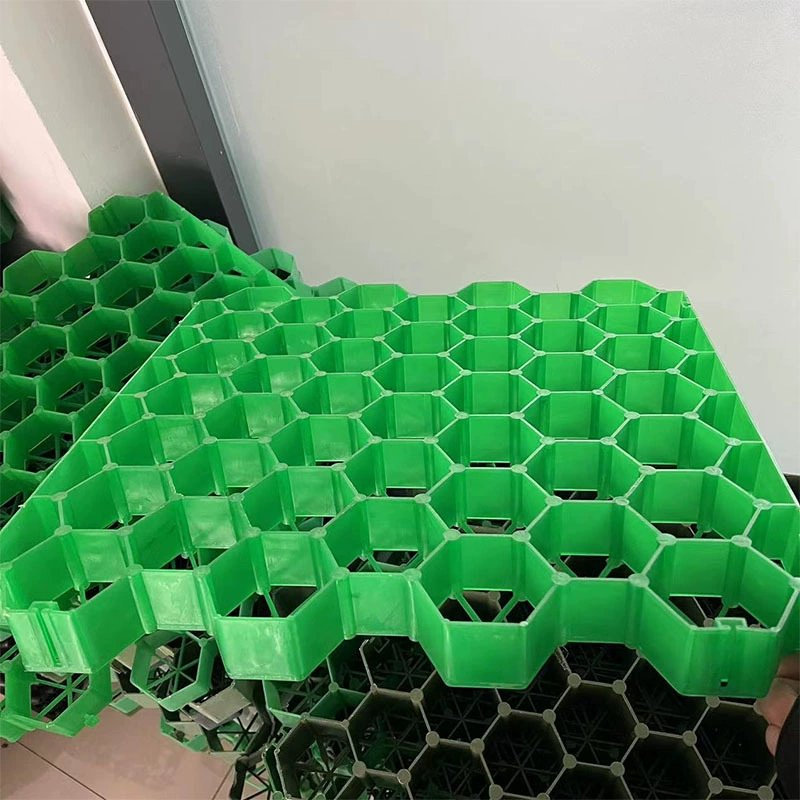 Cost-Effective Green Concrete Grass Grid Replacement Plastic Grass Paver 48mm Height for Patio Landscaping