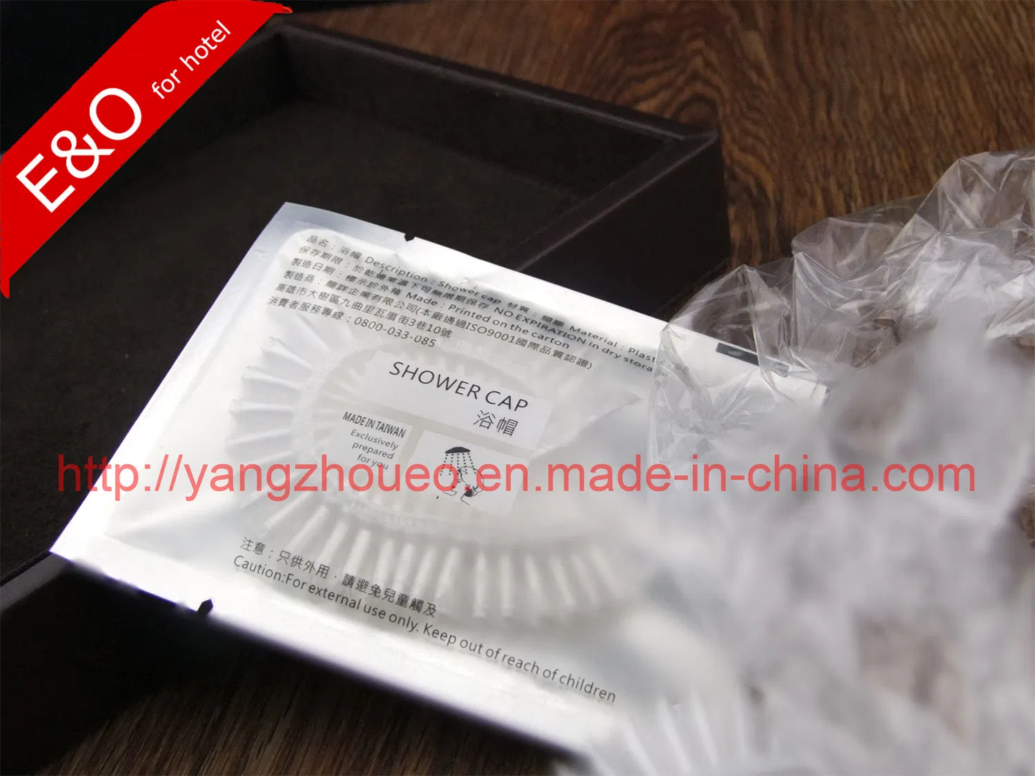 Hotel Amenities Disposable Plastic Shower Cap in Aluminum Foil Bag