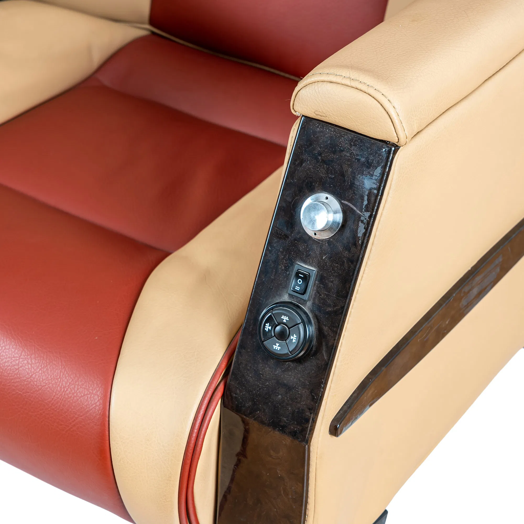 Китайский производитель высококлассных пассажирских сидений для автобусов и туристических лайнеров