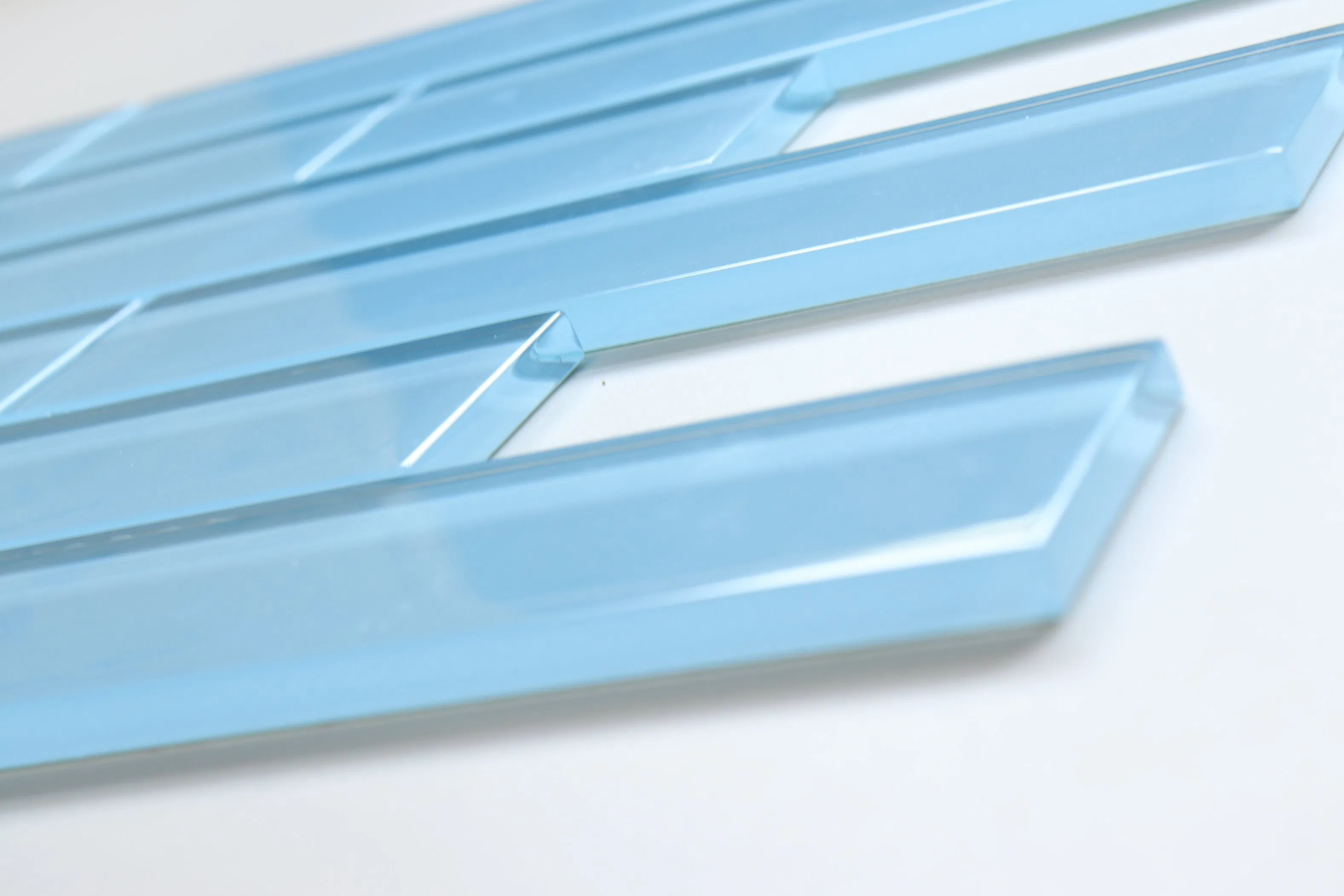 Голубая стеклянная мозаика для стен