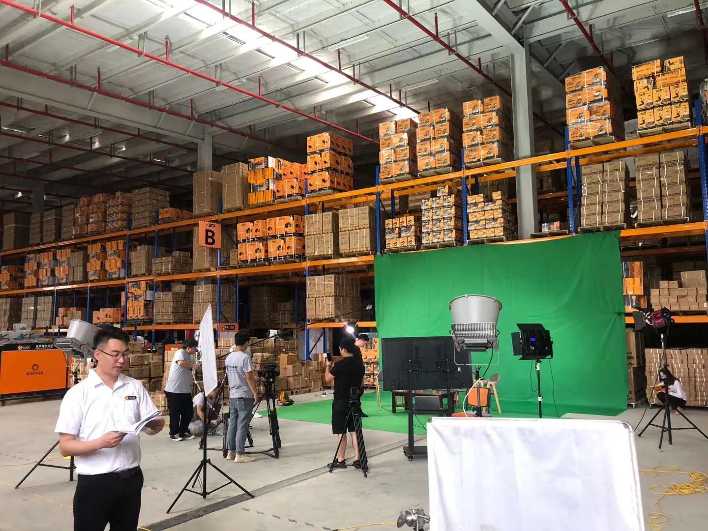 Отбойный молоток Coofix CF-DH012, 1850Вт, 48Дж