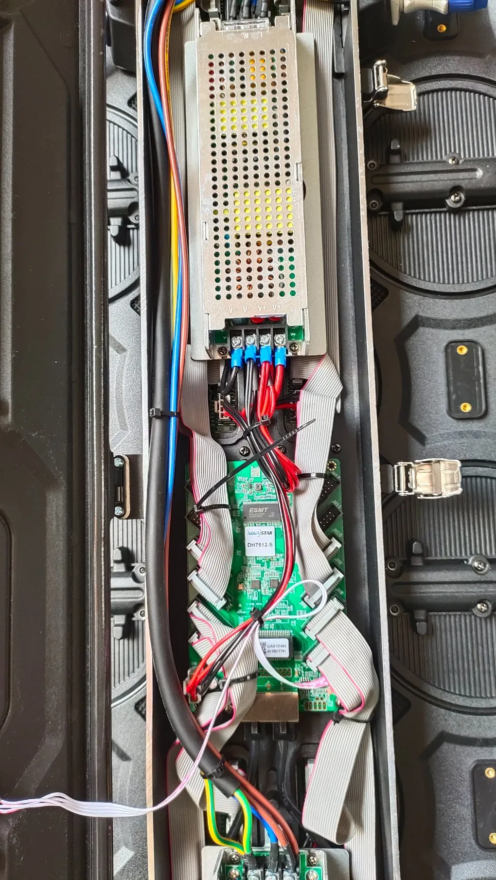 500*500mm and 500*1000mm Indoor P2.9 LED Display Screen