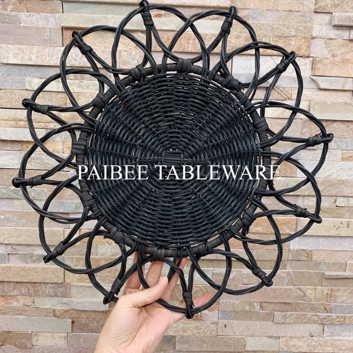Paibee Elegant Rattan Plate Charger Plates Wholesales for Wedding and Event