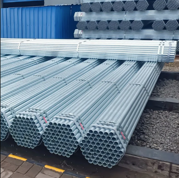 Heavy-Duty 1.5 Inch Greenhouse Pipe - Rust-Resistant Zinc Coating