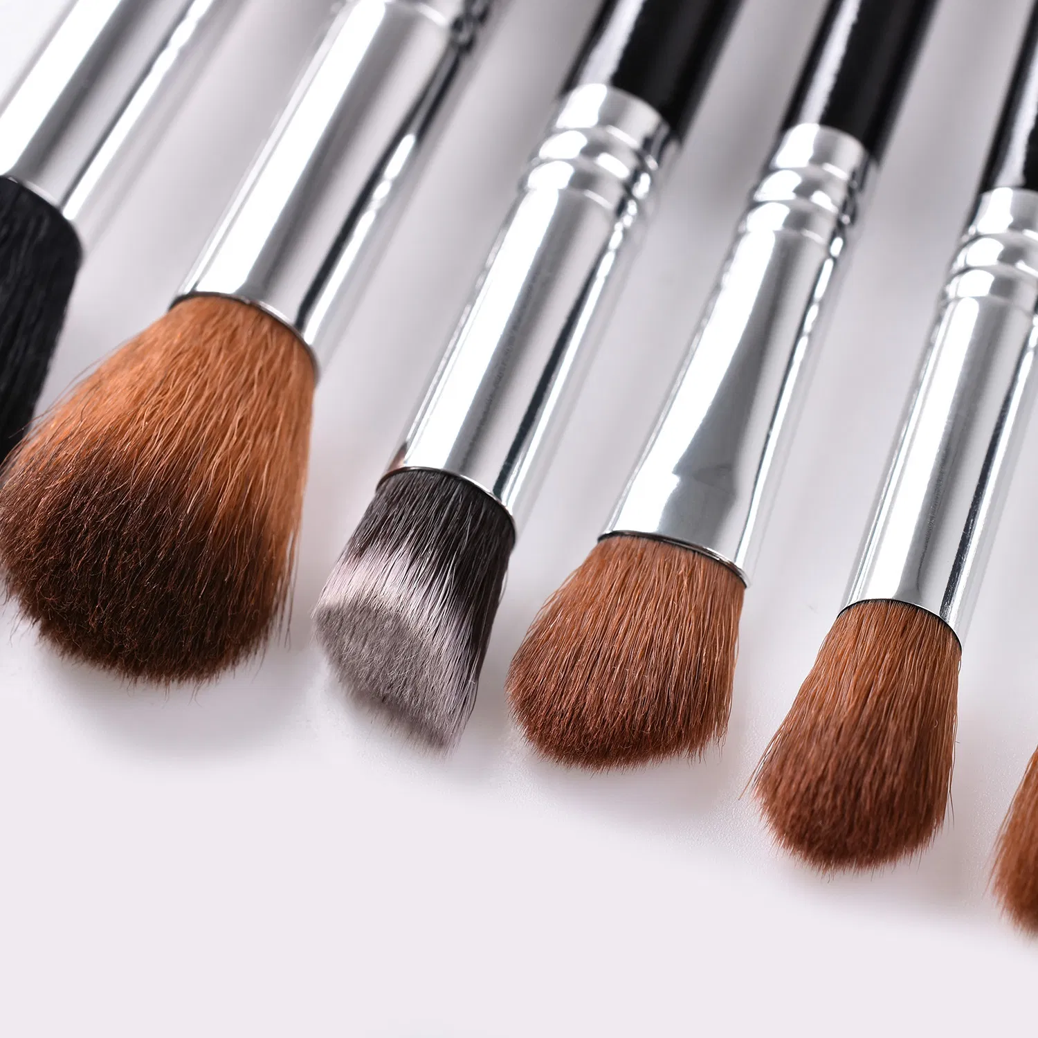 High Quality Private Label Cosmetic Makeup Brush Set with Soft PU Bag