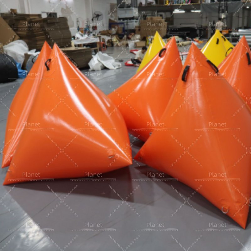 Custom Logo Water Floating Race Marker Advertising Water Buoys Swim Triathlon Marking Inflatable Buoy for Racing Markers