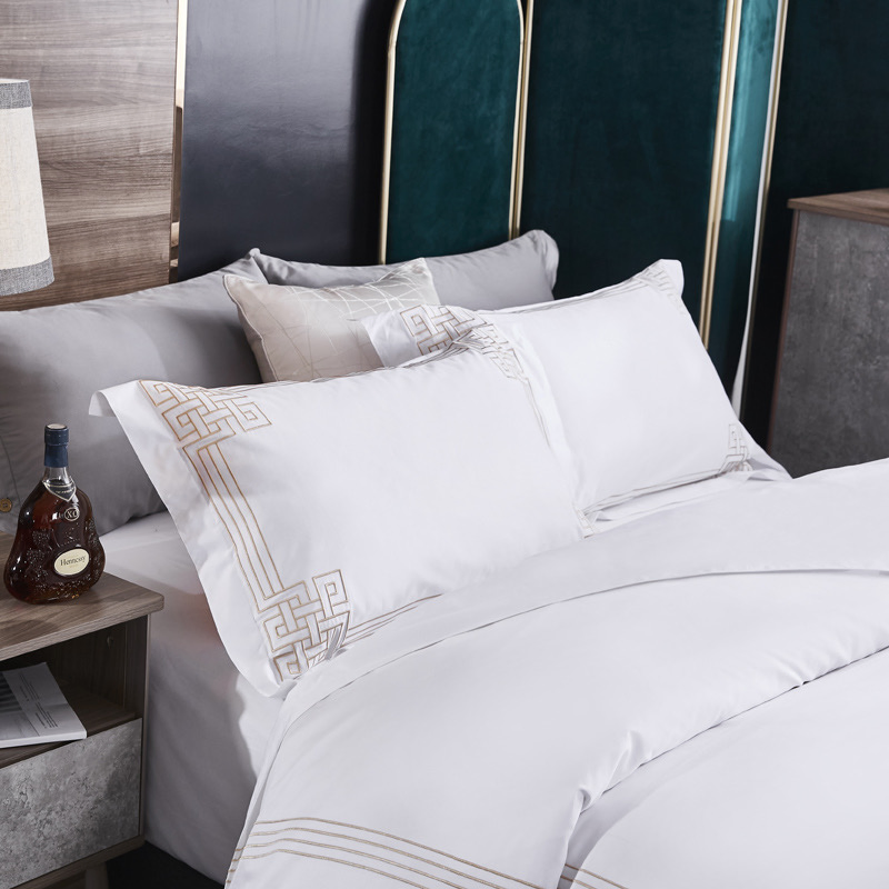 Duvet Cover Bed Sheets Four Piece Set Bed Linen Custom OEM 60s Cotton Satin Solid Plain Color White Embroidery Home Textile Hotel Bedding Set for Hotel