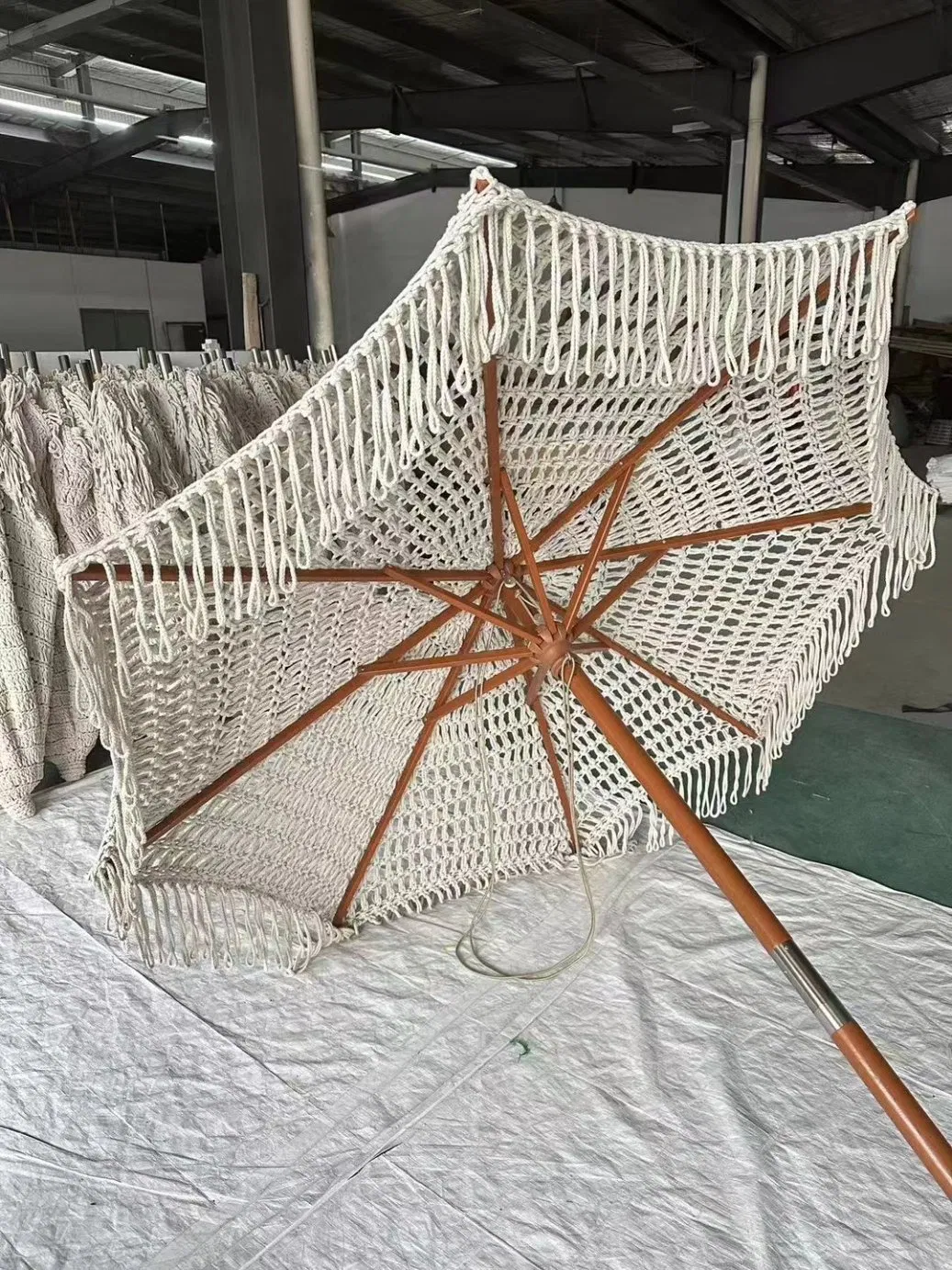 Product Outdoor Wooden Umbrellas Parasol Beach 2.5m Macrame Cotton Rope Parasol Manufacturer Hot Sale Luxury Outdoor Furniture Null