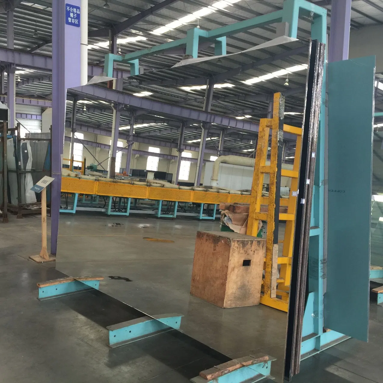 2-6mm Glass Mirror Sheet Silver Mirror Aluminum Mirror Customizable Double Coated Durable for Home Application and Building Projects