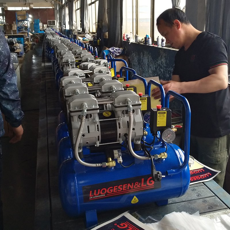 Поршневой безмасляный компрессор Luogesen 18л, 1390Вт