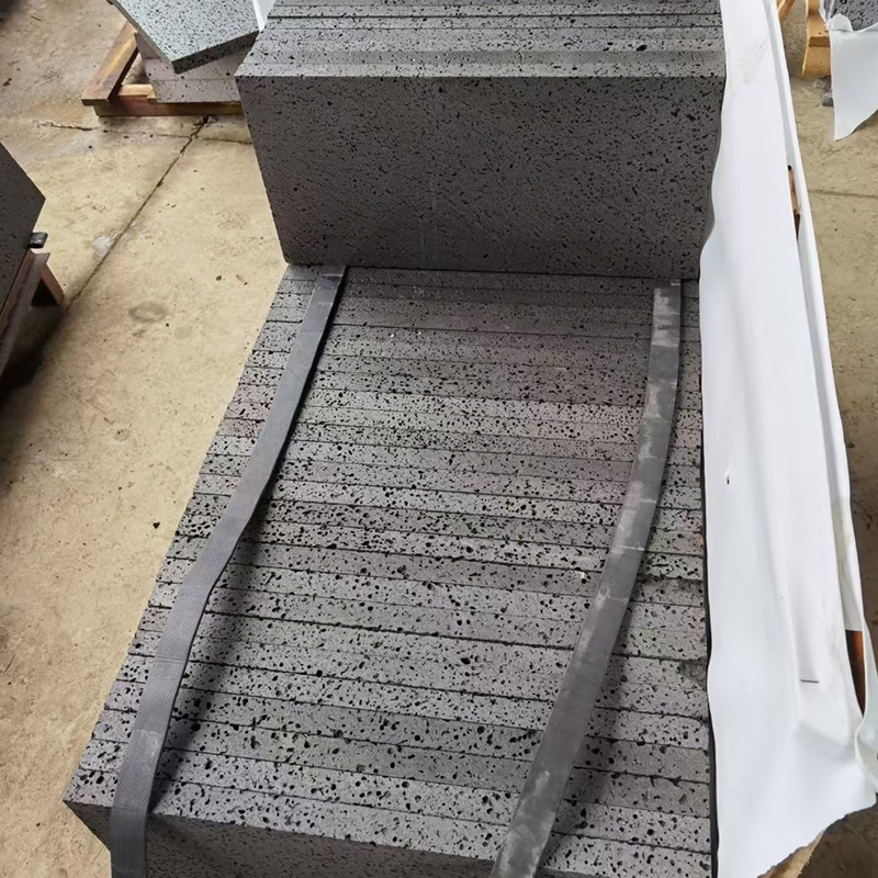 Hainan Black Bluestone Honed/Rough Honed Basalt Paving Flagstone/Tiles/Kerbs for Garden/Villa Project Price