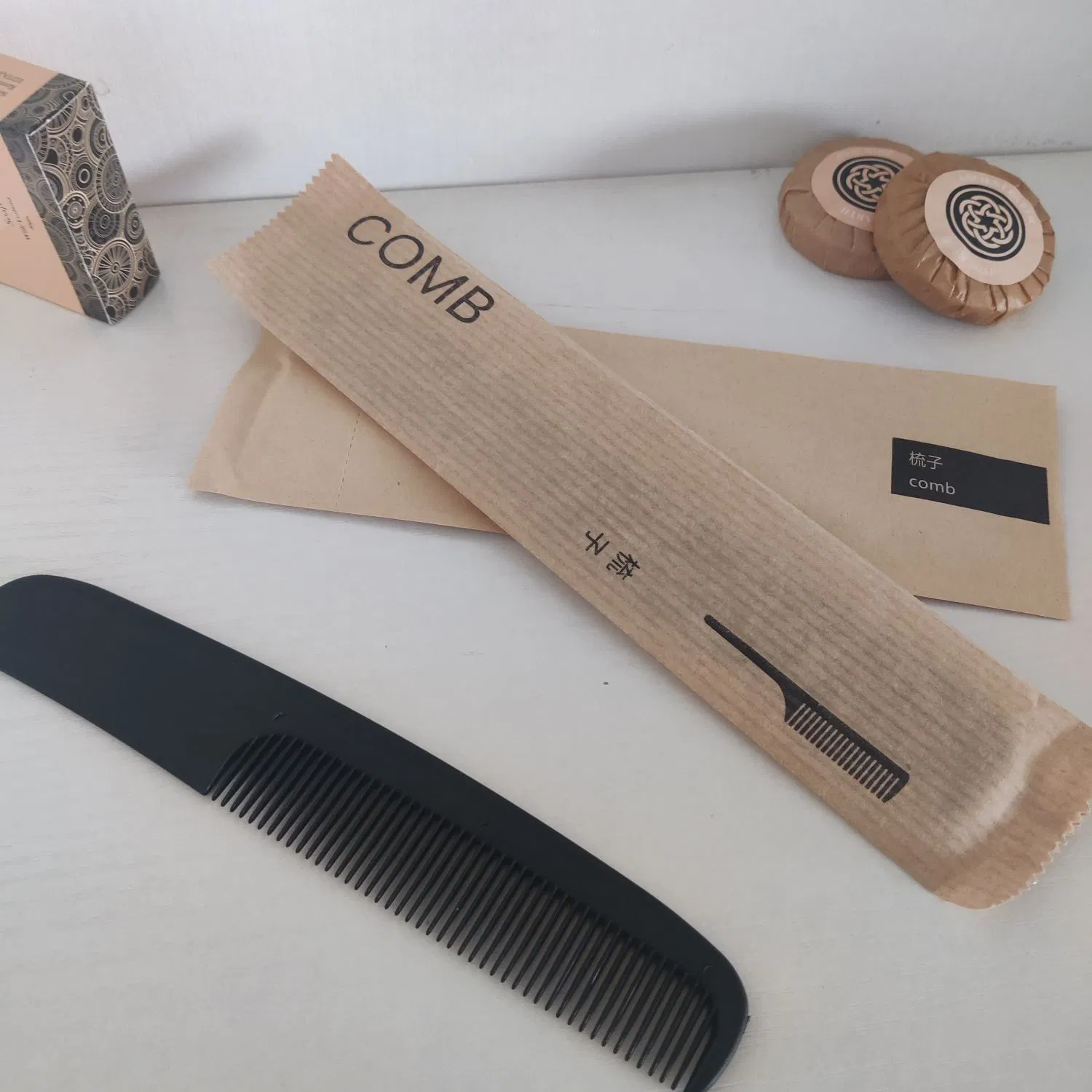 Kraft Paper Bag Biodegradable Comb for Hotel Kit