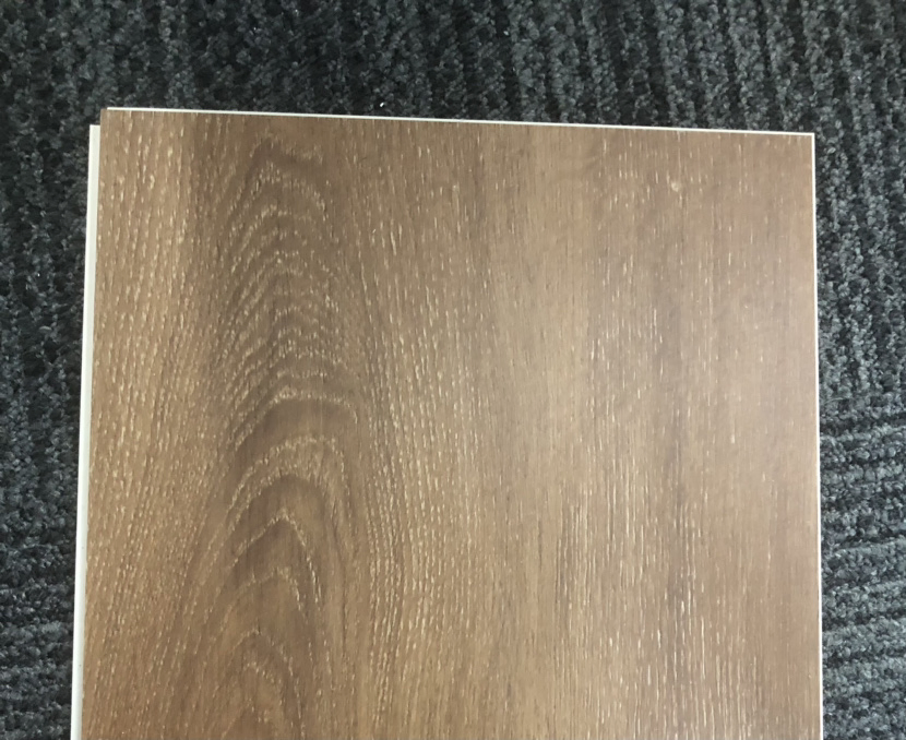 Stylish Wood Grain Design Vinyl Flooring for Modern Homes