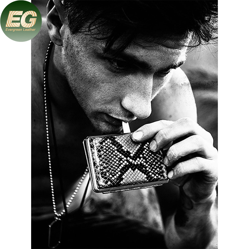 Ea550 Designer Diamond Cigar Lighter Luxus Metal Zigarettenbehalter Smoking Cases Waterproof Portable Mini Retro Cigarette Case