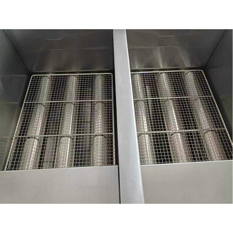 Um-Ud-2 Stainless Steel Kitchen Equipment Gas Vertical Fryer Double (2) Tank 2 Independent Baskets Frying Oven Commercial Cabinet &Gas Vertical Fryer