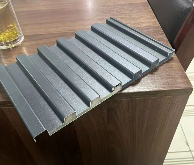 Easy Installation Aluminum Roofing PU Sandwich Panel Heat Insulation Soundproof Cold Protection Waterproof Aluminum Roof Tile