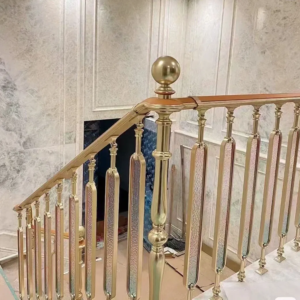 Modern Decorative Metal Glass High End Luxury Indoor Stair Balusters Railings Balusters for Villa Balcony Staircase