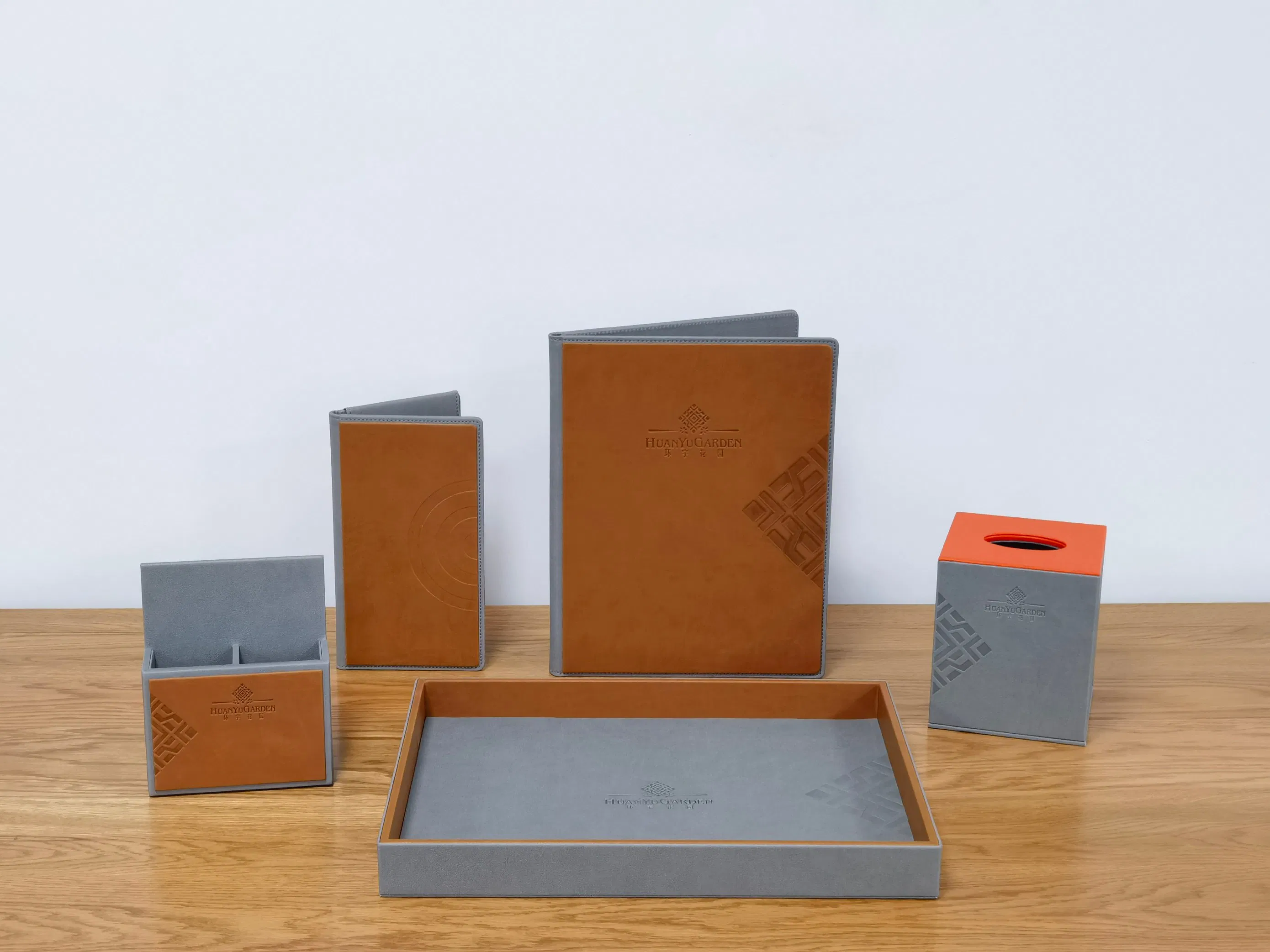 Guest Room PU Leather Remote Control Holder Tray Menu Dictionary Accessories Products Trash Can for Hotel and Restaurant