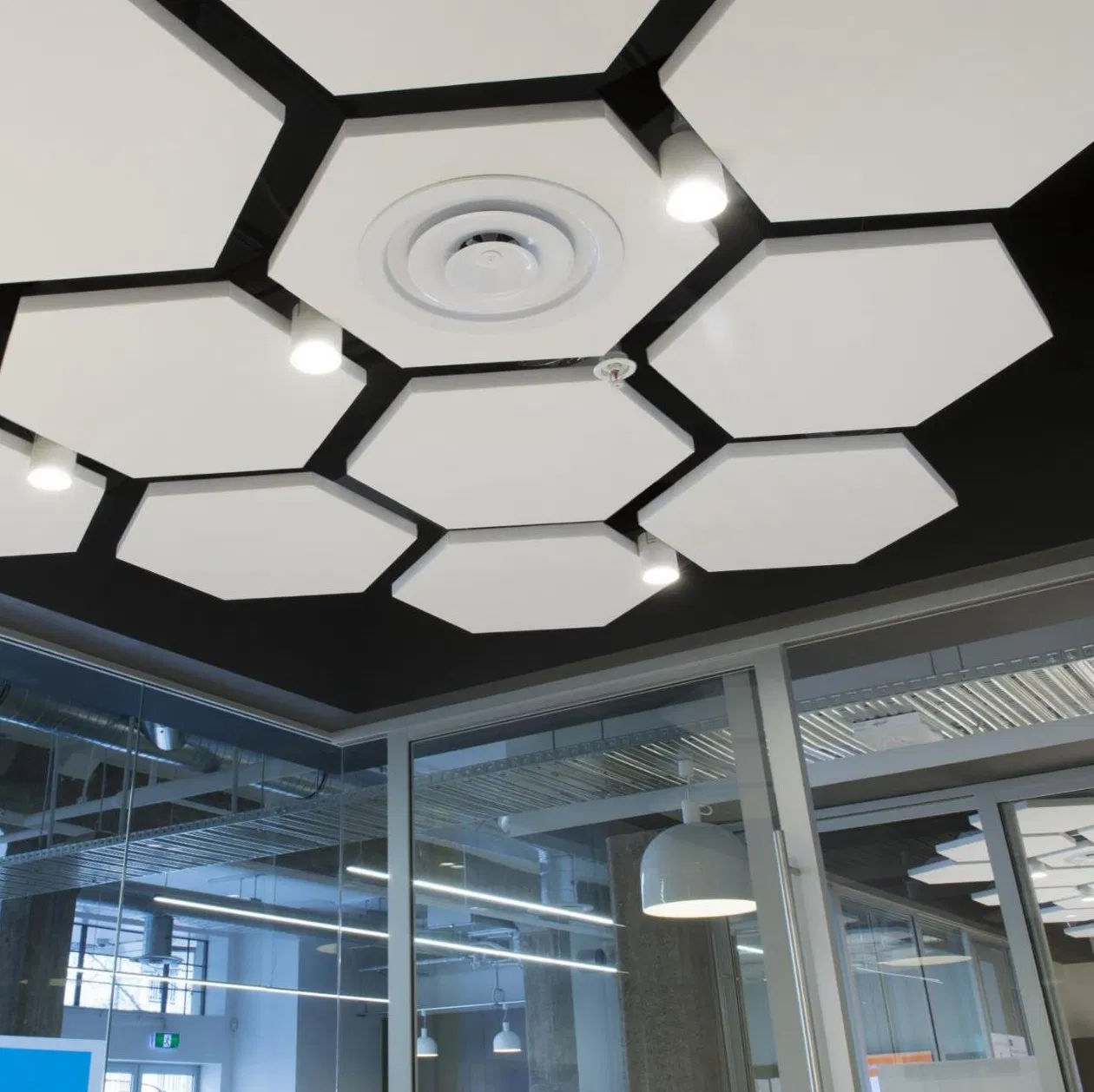 2020 Interior Decoration 120000*1200mm Metal Fiberglass Ceiling Design