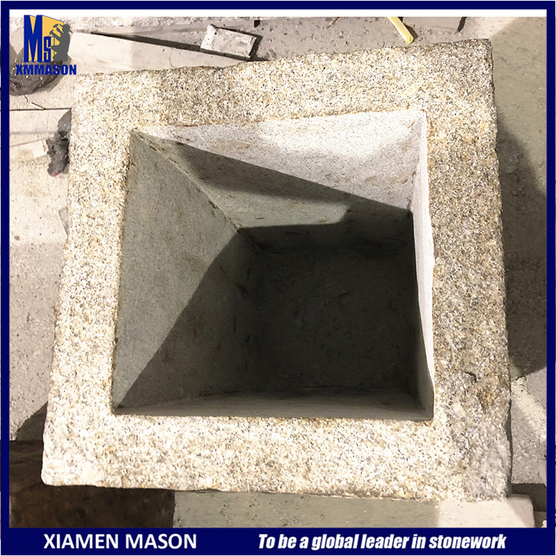 Белый гранитный цветочный горшок на заказ для двора