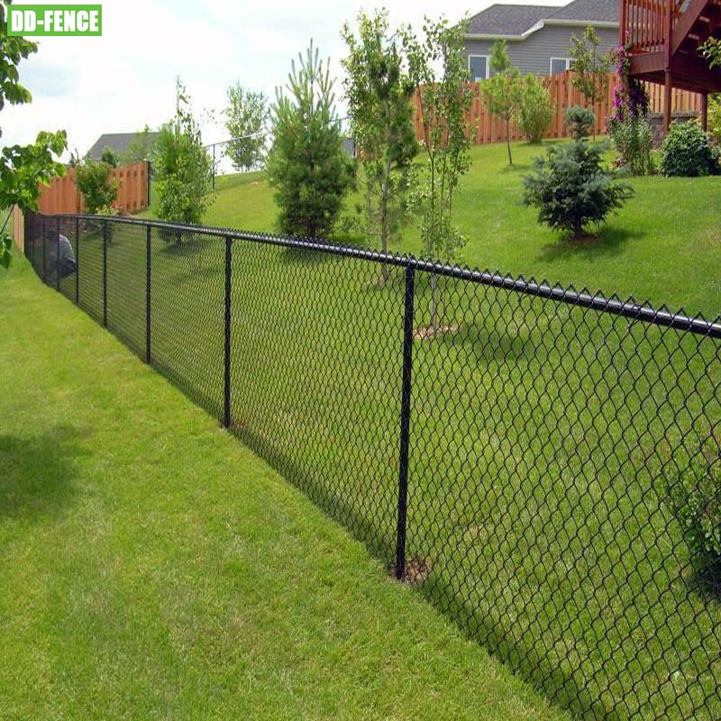 Cheap Welded Metal Steel Garden Fence Outdoor Fences Galvanized Diamond Wire Mesh Fence Panel Post Farm Fencing Netting Cyclone Wire Fence Chain Link Fence