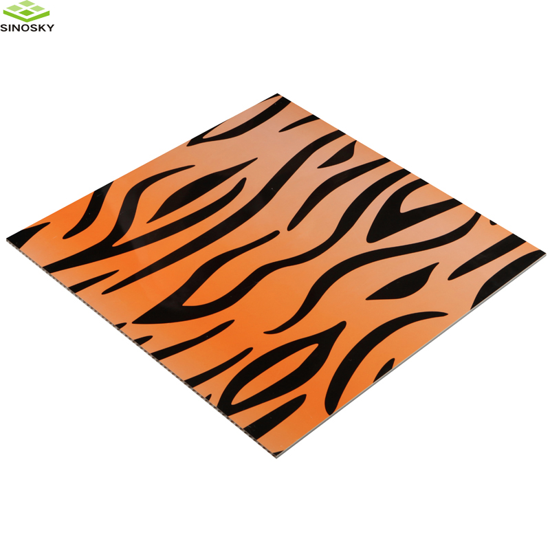 Green Decorative Peel-Resistant PVC Panel Ceiling for Office & Hotel Interiors