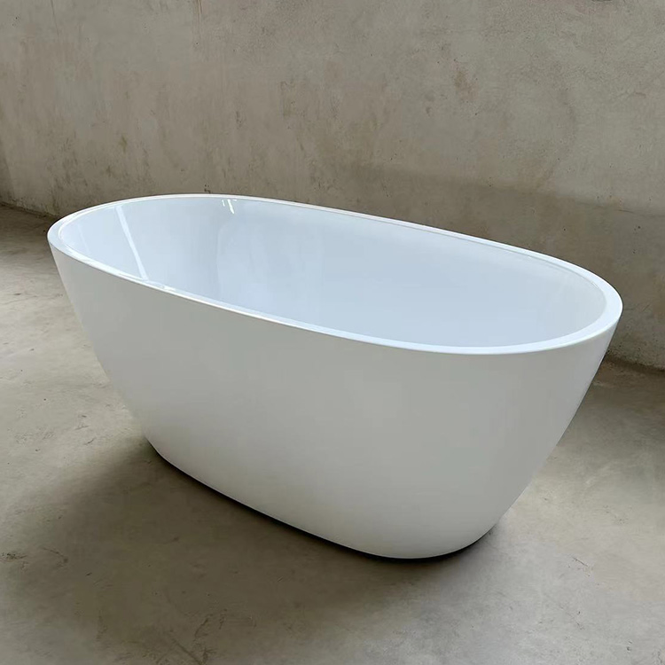 Акриловая ванна белая отдельностоящая