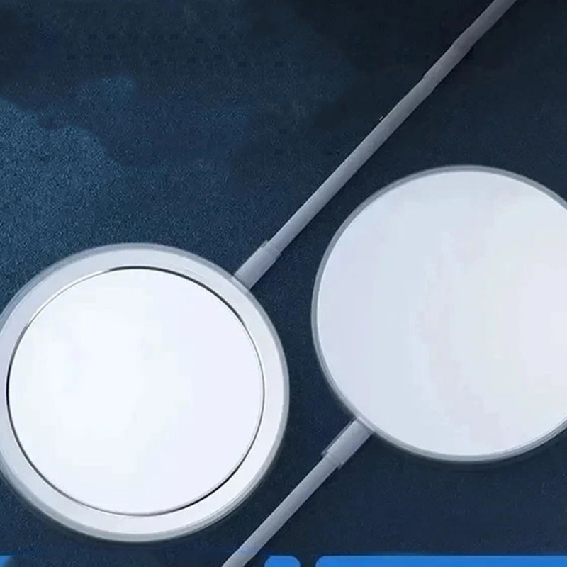 Магнитный беспроводной зарядник для смартфонов