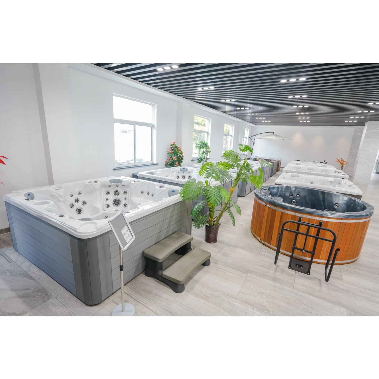 Comfortable Hot Tub SPA for 3 with Balboa Control and Aristech Shell