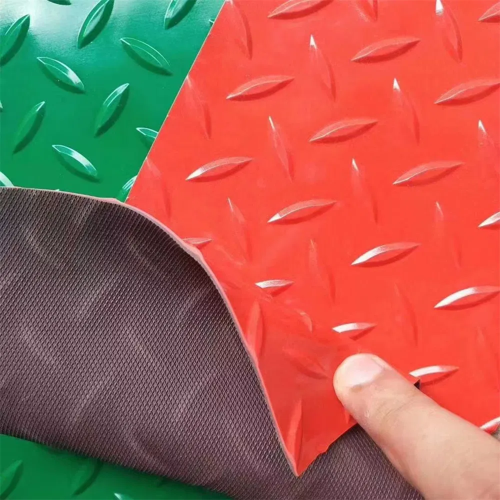 Anti Slip PVC Rubber Flooring Mat PVC Vinyl Floor Mat Bus Floor Mat Waterproof Kitchen Mat with Stud Diamond Pattern