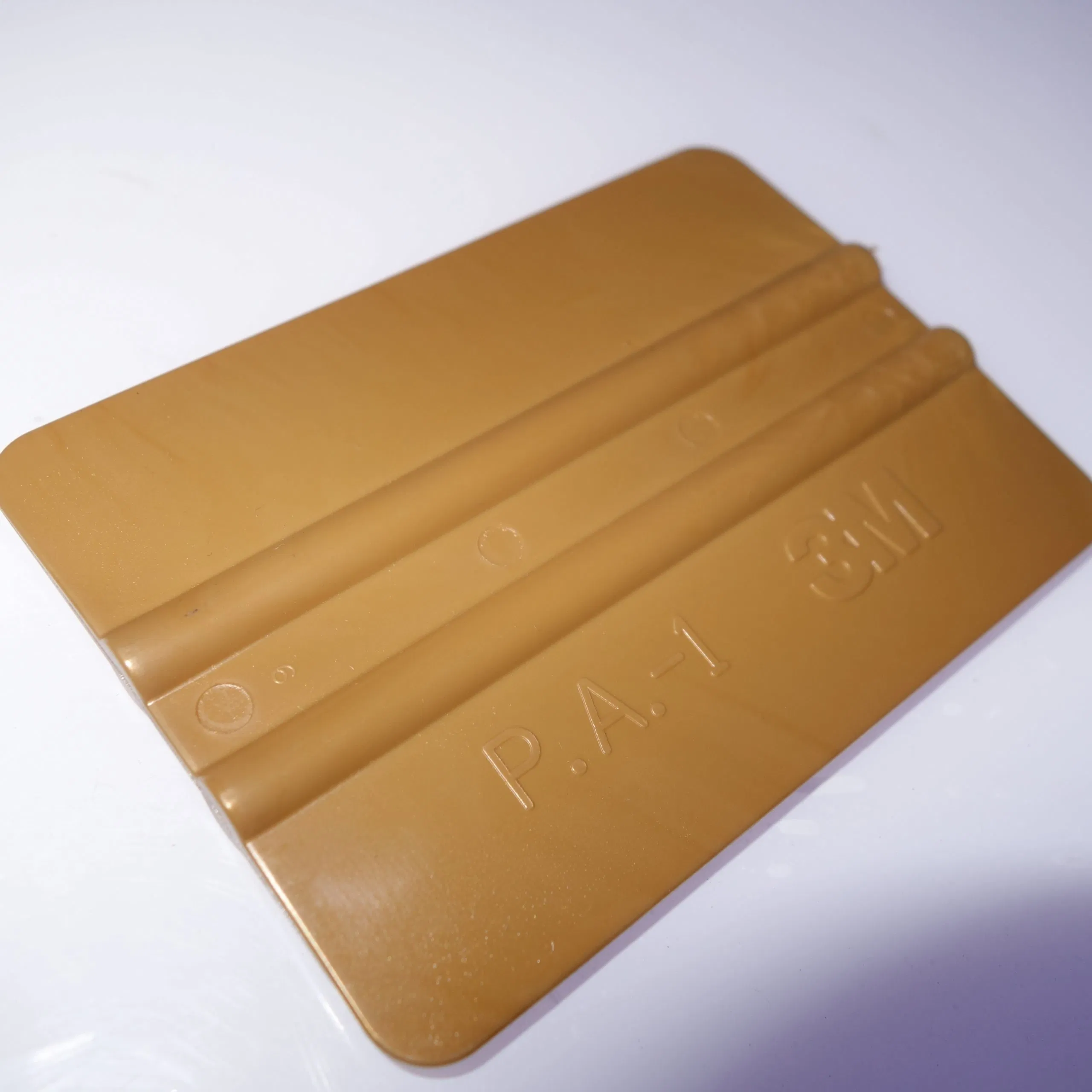 3m Neither Too Hard Nor Too Soft Plastic Deco Wrap Applicator Squeegee 4 Inch