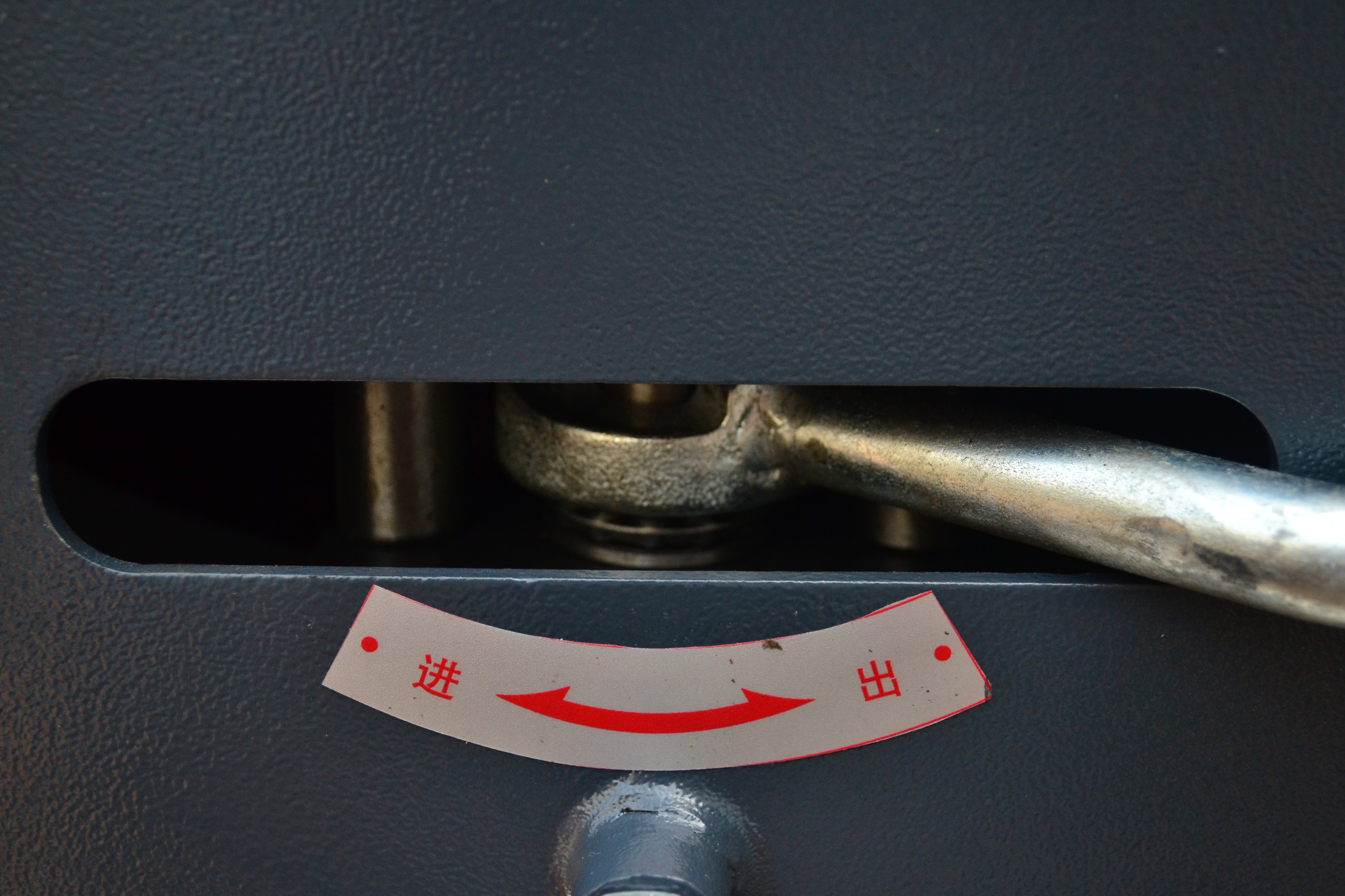 Станок пильный с выдвижным столом