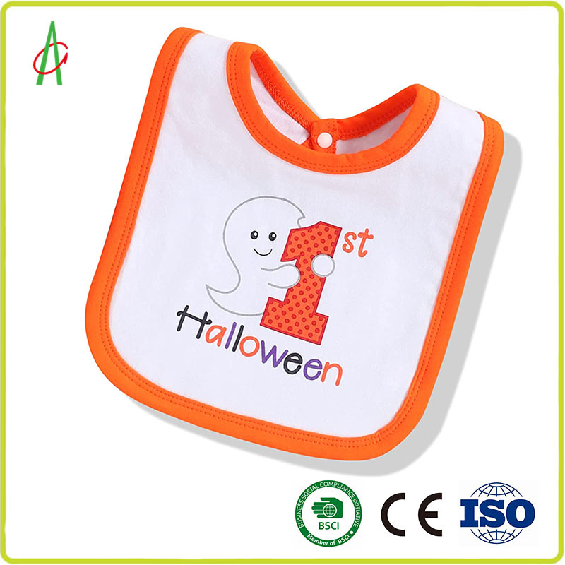 High Hydroscopic Property fashion Halloween Soft Cotton Newborn Baby Bibs