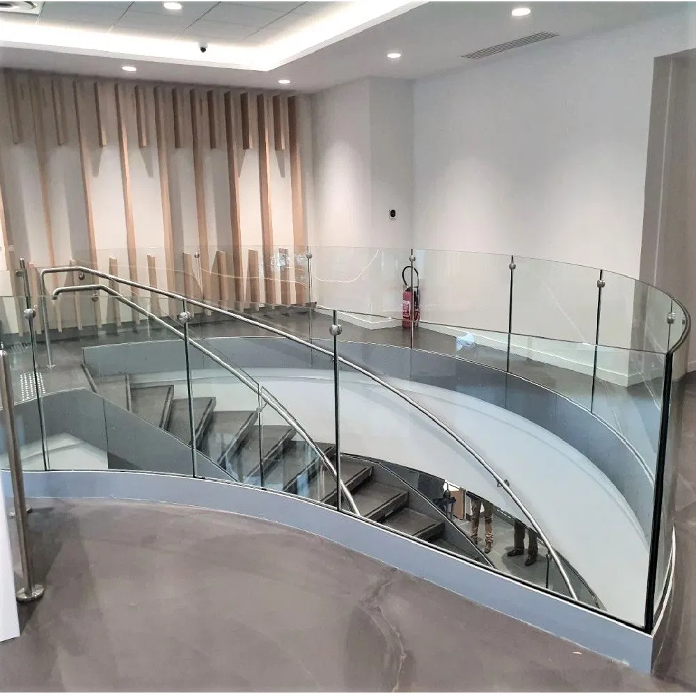 Customized Commercial/Villa Use Indoor Carbon Steel Glass Railing Curved Stairs with Glass /Marble/Wooden/Steel Step Option