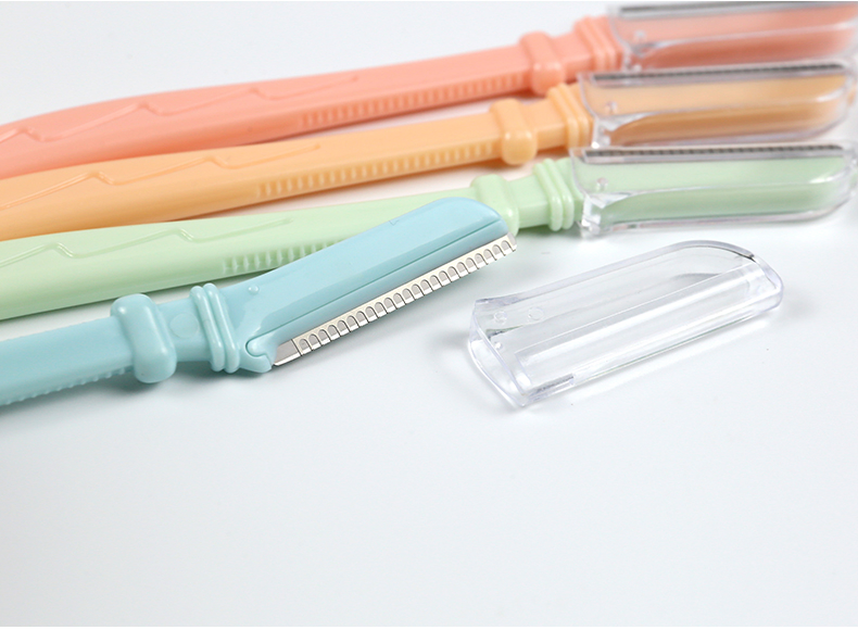 Precision Eyebrow Shaping Razor for Women with Sharp Blades