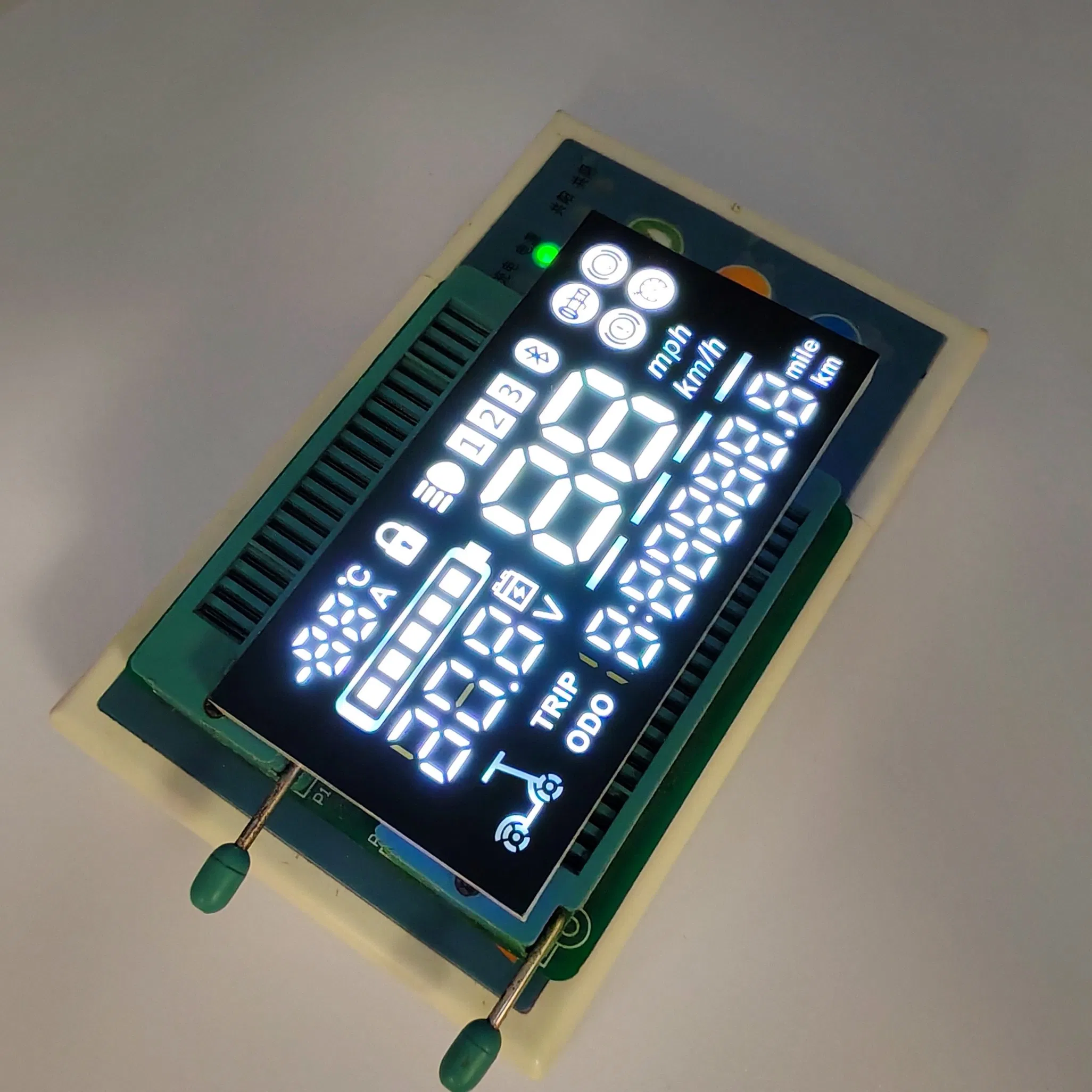 High-Brightness White 7-Segment LED Display for Electric Scooters