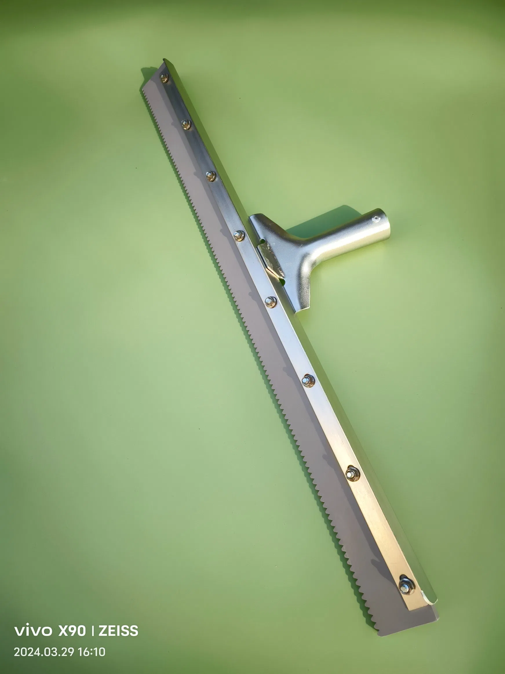 Rubber Notched Serrated Squeegee for Epoxy Coating