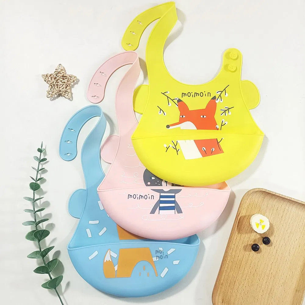 Factory Price Custom Non Toxic Waterproof Washable Baby Bib Animal Button Soft Silicone Bib
