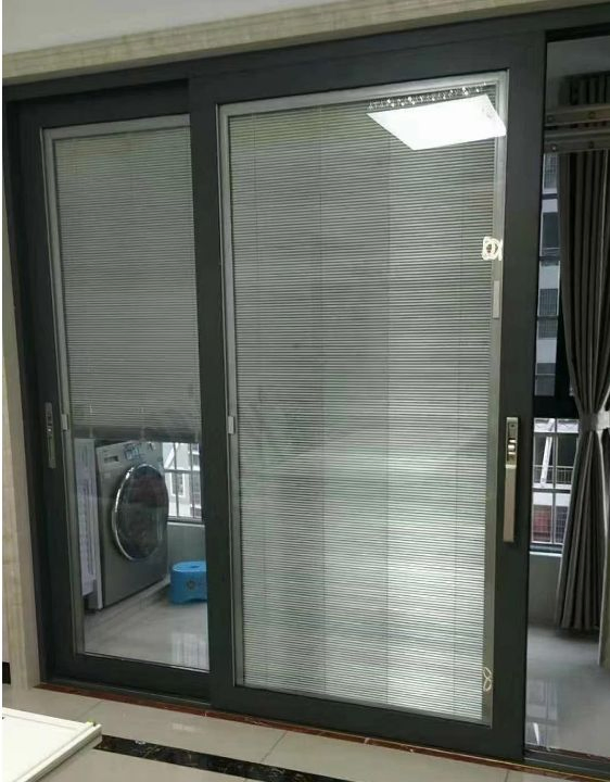 Cordless Sliding Magnetic Tilt and Lift System Window Door Double Glasses Aluminum Blinds Blinds Curtains Partition