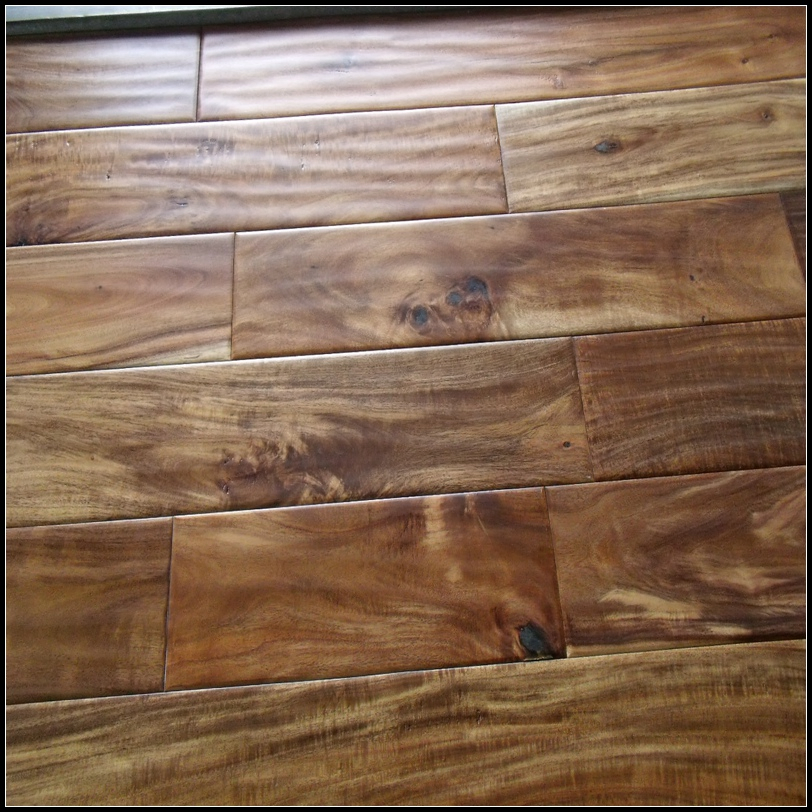Solid Acacia Flooring (Handscraped Natural Color)