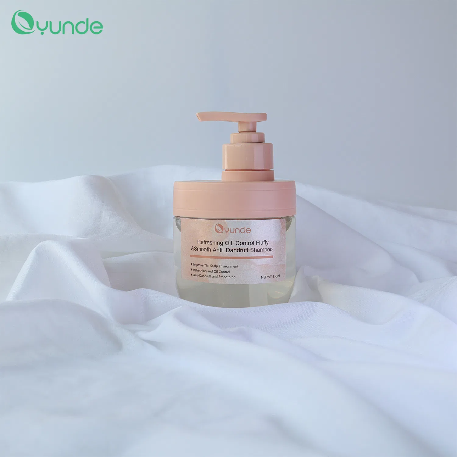 Refreshing and Oil Control Fluffy and Smooth Anti-Dandruff Shampoo