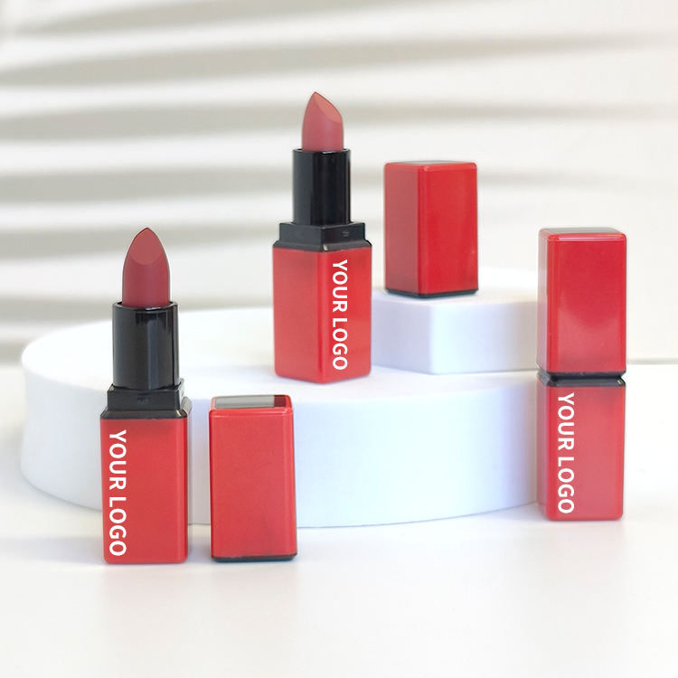 Long Lasting Vegan Lipstick with Waterproof Matte Finish