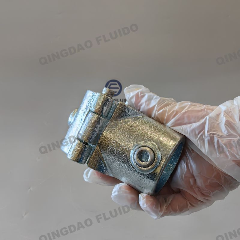 Customized Type 145 Malleable Iron Pipe Clamp Railing Side Support Horizontal