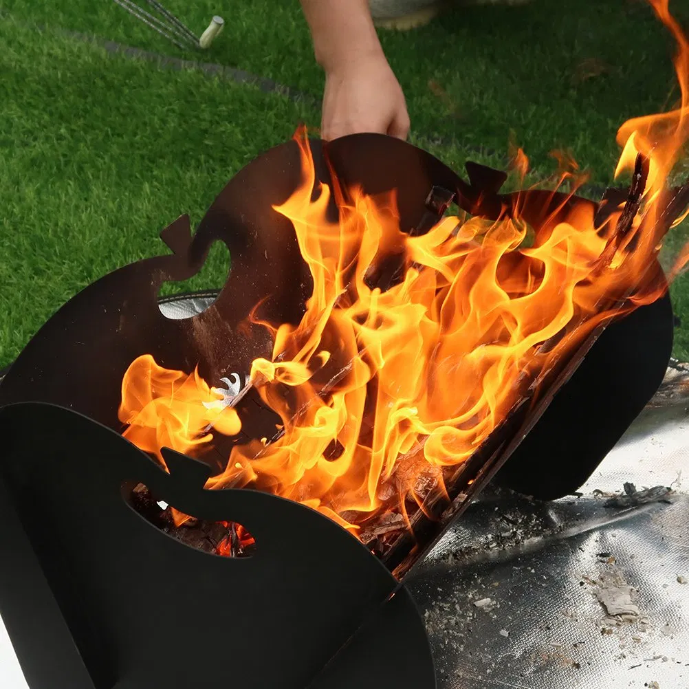 Черный уличный камин-костровище квадратный