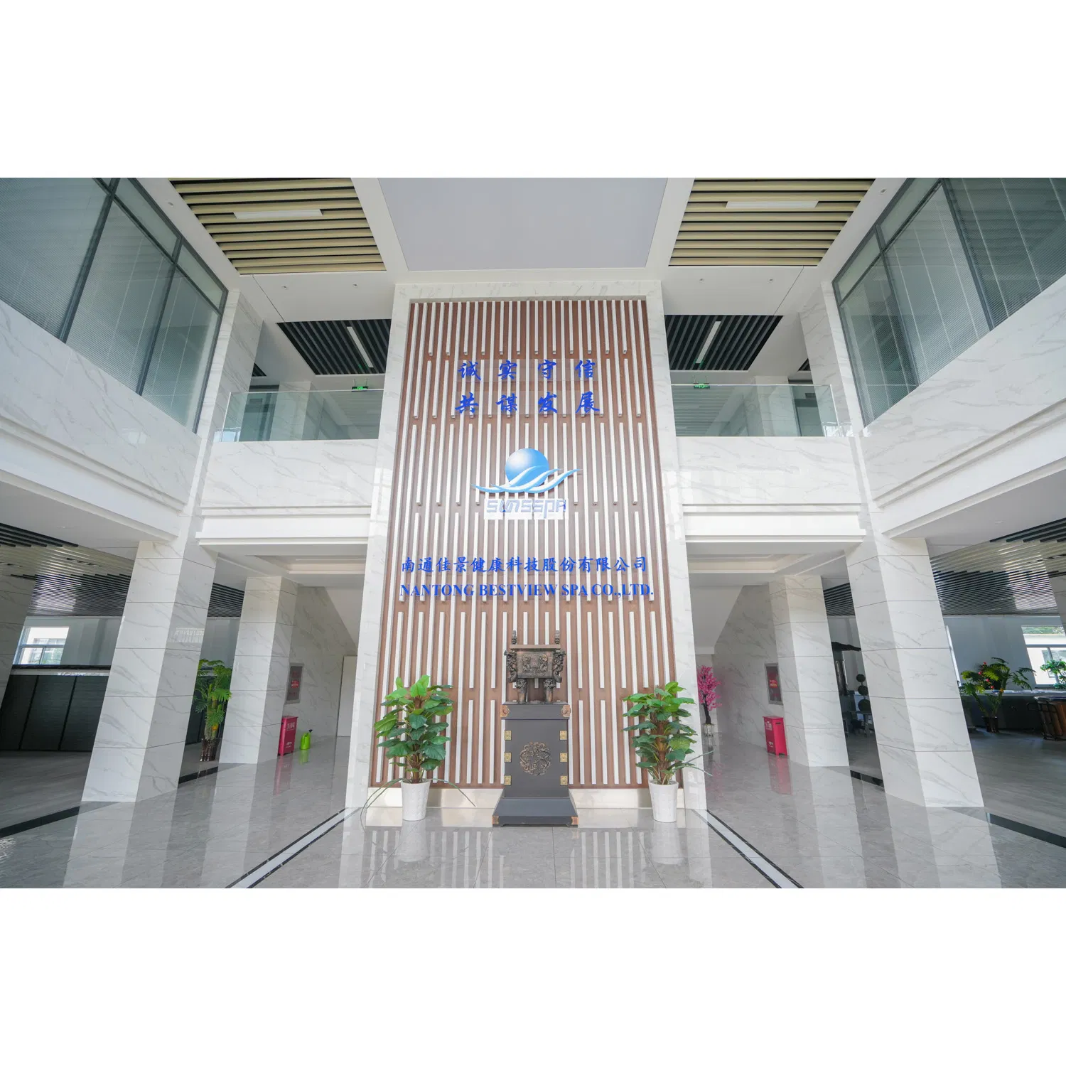 Премиум СПА-ванна для 3 человек с системой Balboa