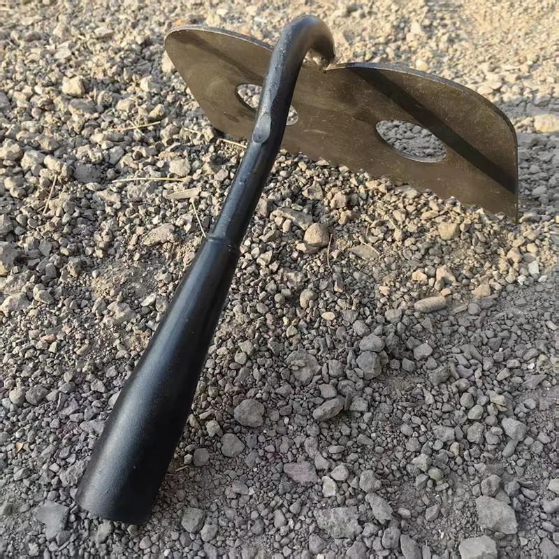 High Quality Carbon Steel Hoe Head with Wooden Handle Garden Serrated Hoe